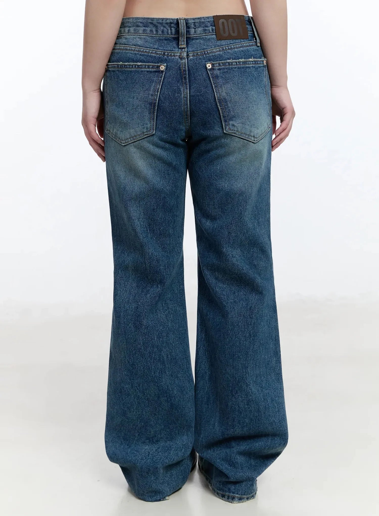 layia-loose-fit-flared-bootcut-jeans-im513