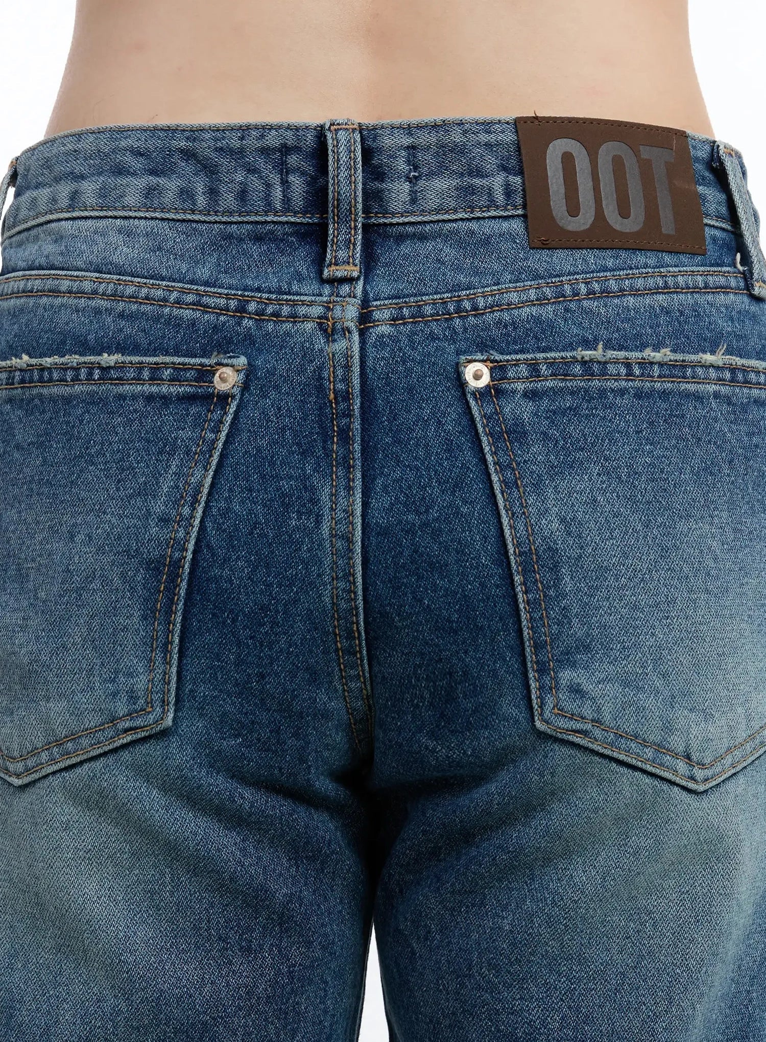 layia-loose-fit-flared-bootcut-jeans-im513