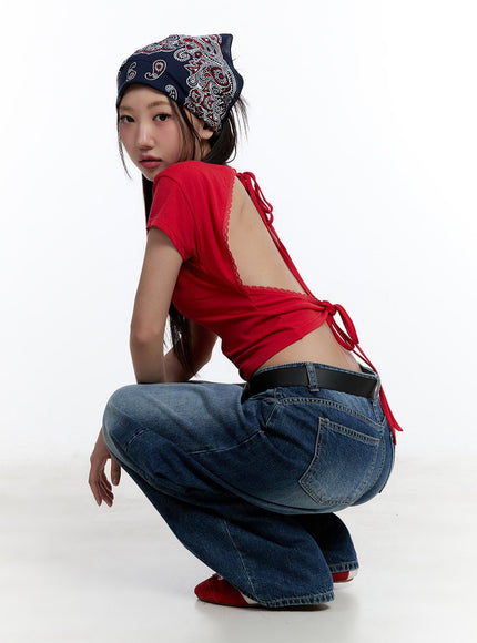 lace-backless-crop-top-iu503