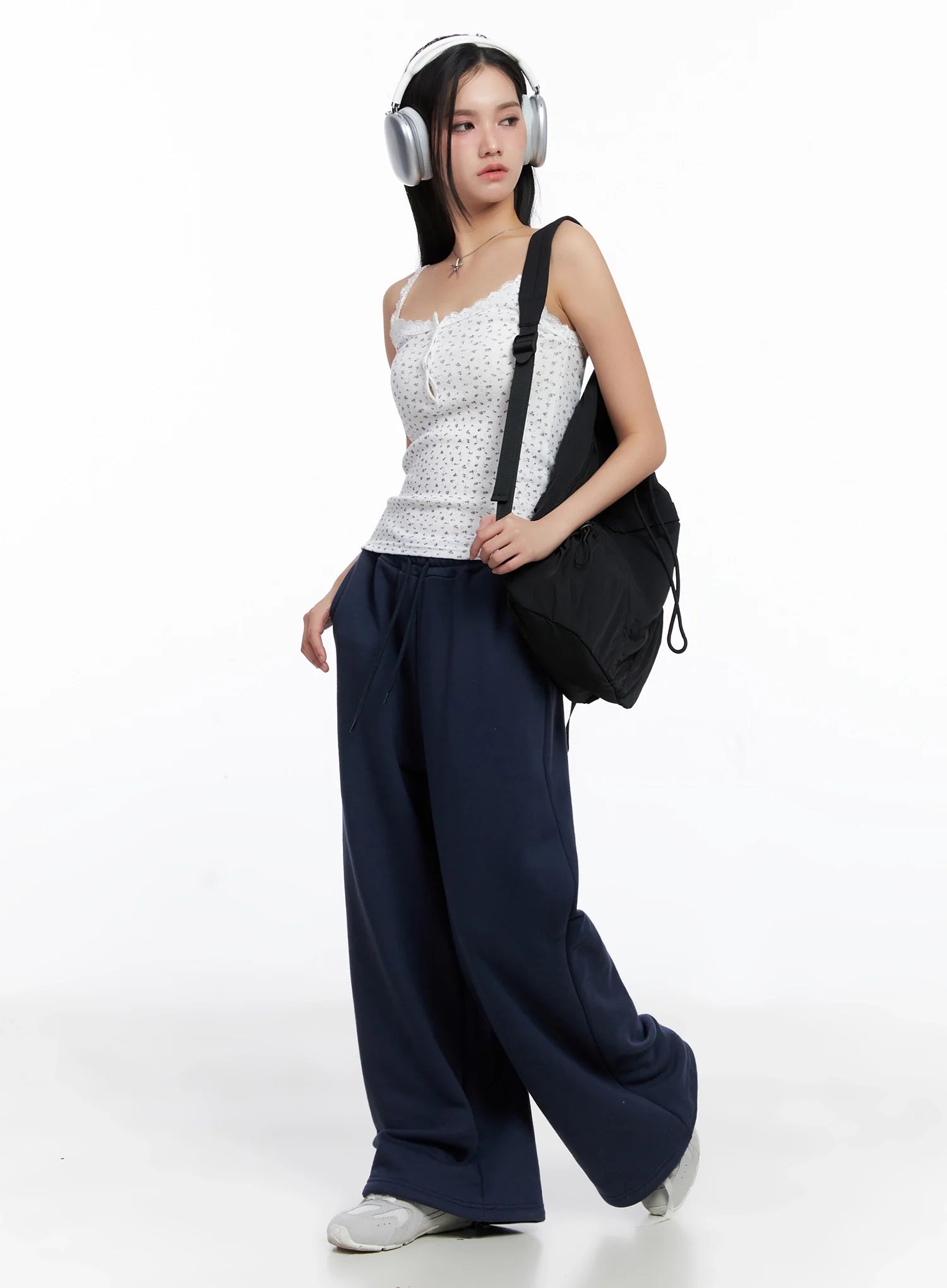 graphic-wide-leg-sweatpants-is525