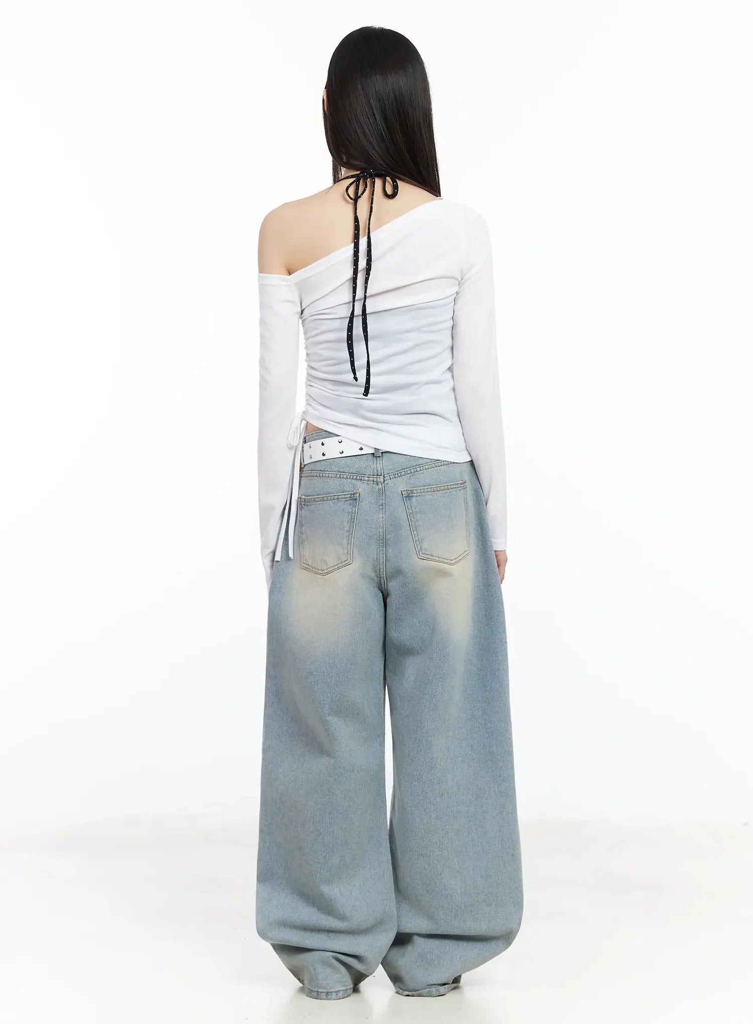 off-shoulder-graphic-crop-top-im523