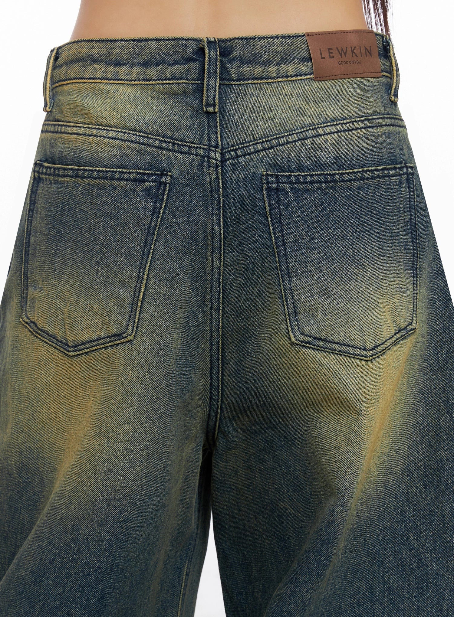 elora-washed-baggy-jeans-is525