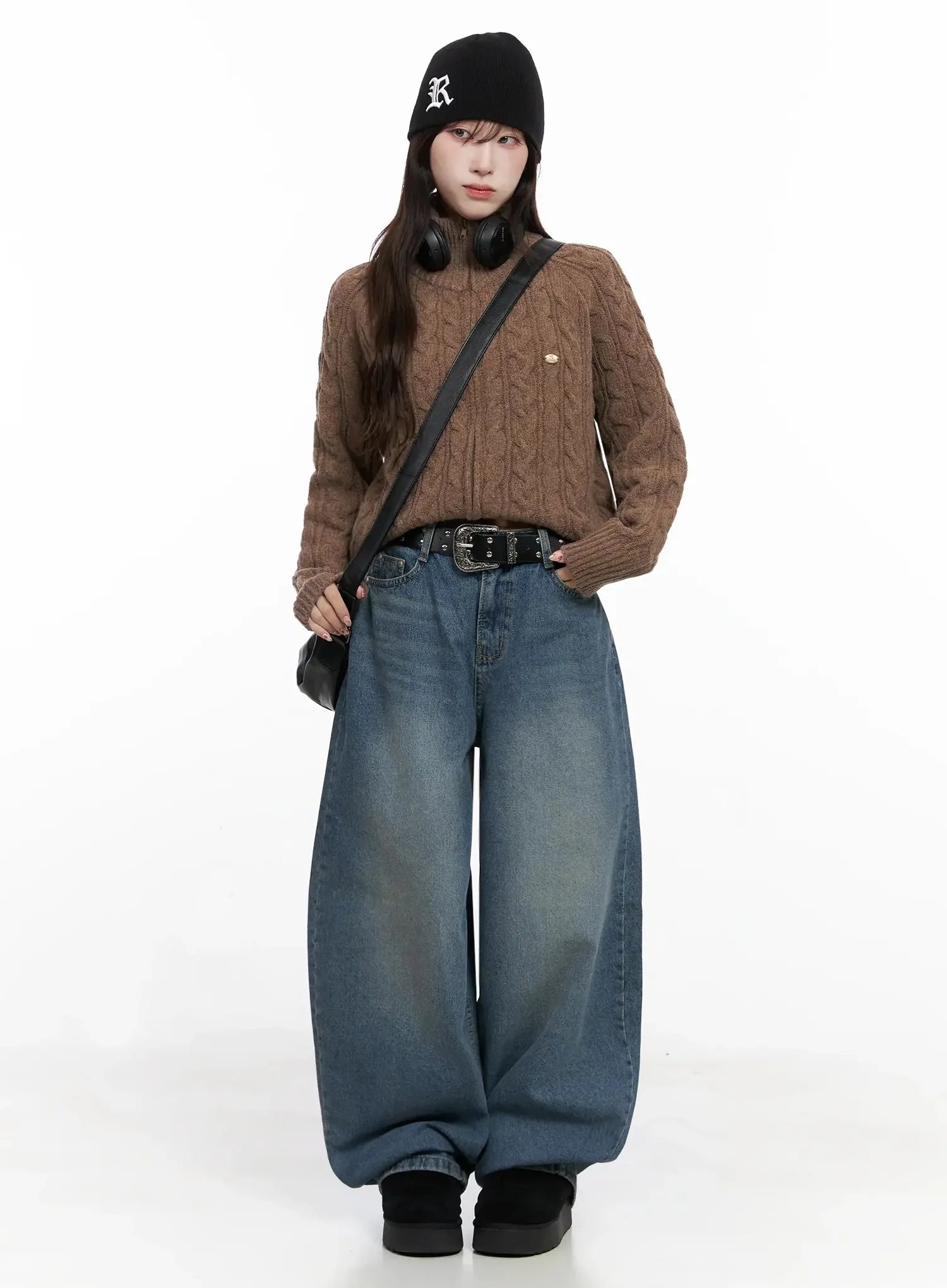 alani-vintage-wash-wide-leg-jeans-in525