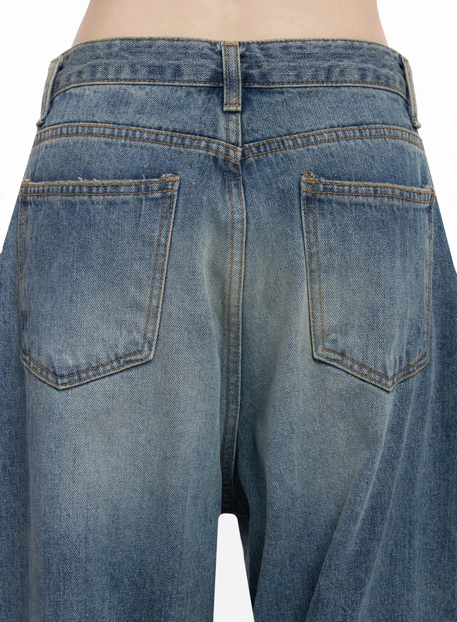 frankie-distressed-baggy-jeans-iy511