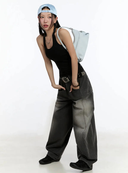 yunho-oversized-wing-print-jeans-if526