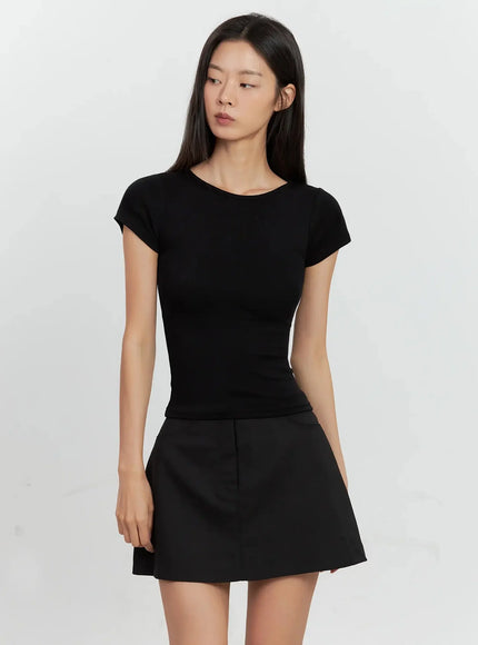 Round Neck Short-Sleeve Top IL528