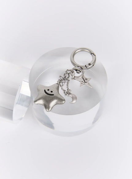 retro-star-charm-keychain-is516