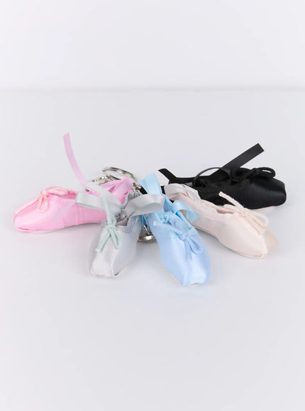 mini-ballet-shoe-keychain-is516
