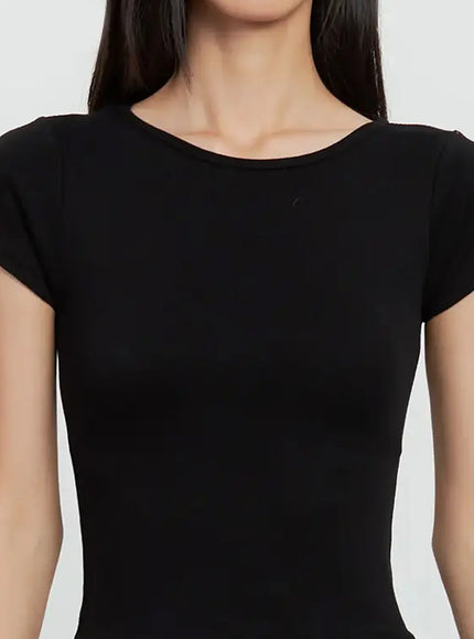 Round Neck Short-Sleeve Top IL528