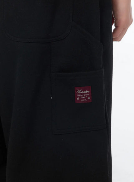 mens-relaxed-fit-bermuda-shorts-black-iy522