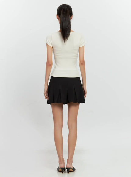 Round Neck Short-Sleeve Top IL528