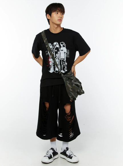 mens-distressed-bermuda-shorts-iy514
