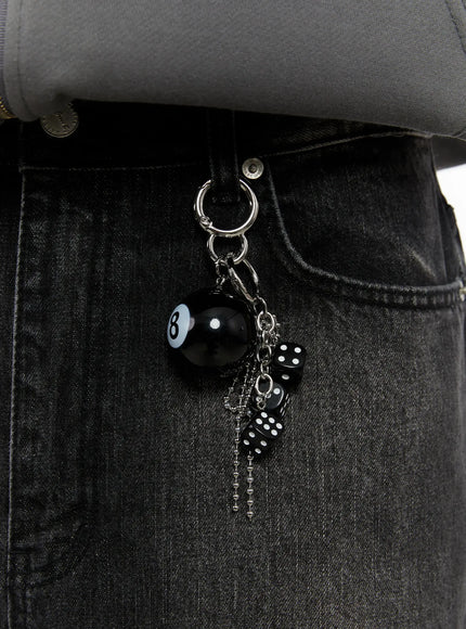 billiard-ball-keyring-ij512