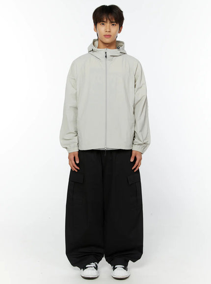 mens-hooded-windbreaker-iy514
