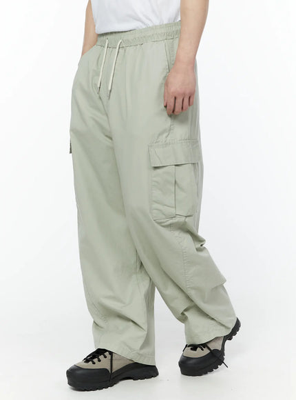 mens-wide-cargo-pants-light-gray-iy506