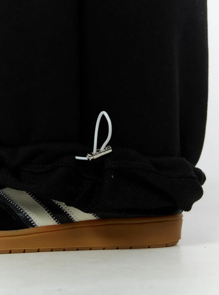 mens-graphic-wide-leg-sweatpants-black-iy513