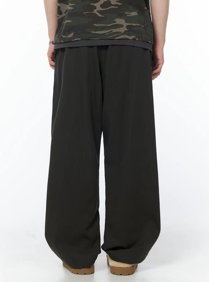 mens-relaxed-fit-track-pants-dark-green-iy522