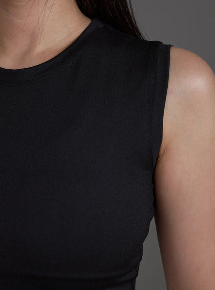 Slim Fit Cropped Sleeveless Top (Black) IO517