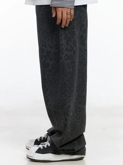 mens-leopard-print-carpenter-pants-ij527