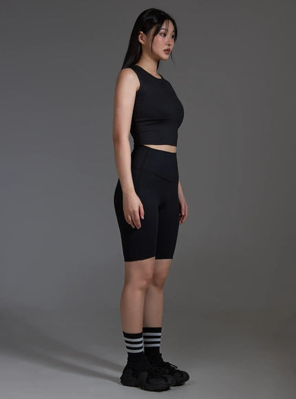 Slim Fit Cropped Sleeveless Top (Black) IO517