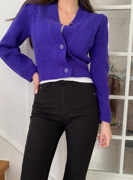 Cable Knit Cropped Cardigan J31