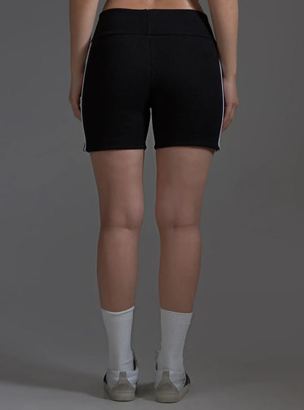 ribbed-track-shorts-with-stripes-black-io517