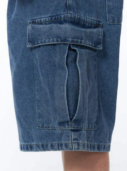 mens-blue-cargo-bermuda-shorts-iy519