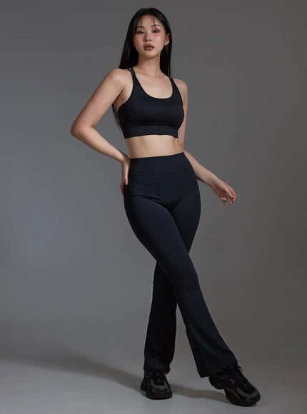 high-waist-flared-leggings-black-io517