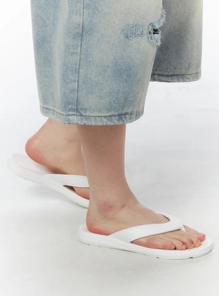 classic-beach-slippers-iy519