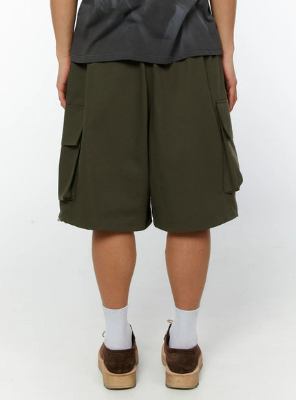 mens-cargo-bermuda-shorts-iy514