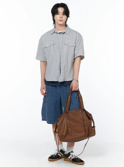 mens-blue-cargo-bermuda-shorts-iy519