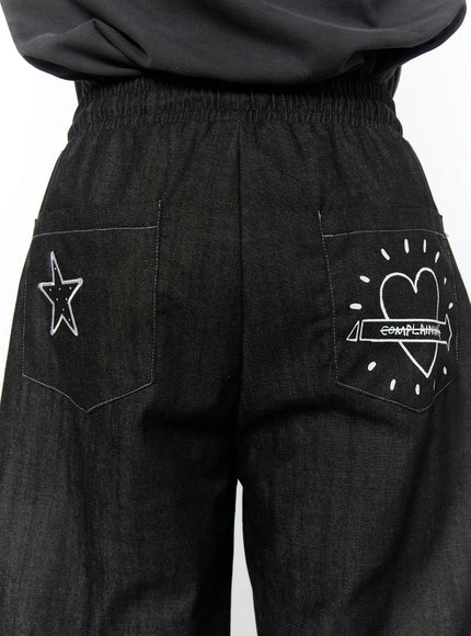 mens-embroidered-bermuda-jorts-iy514