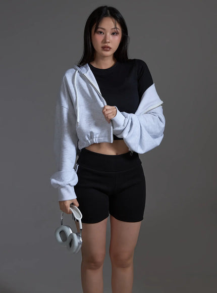 basic-fitted-crop-t-shirt-black-io517