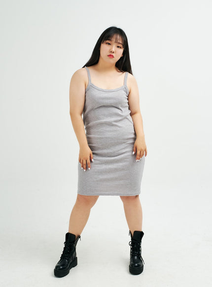 Plus Sleeveless Ribbed Midi Dress IY24