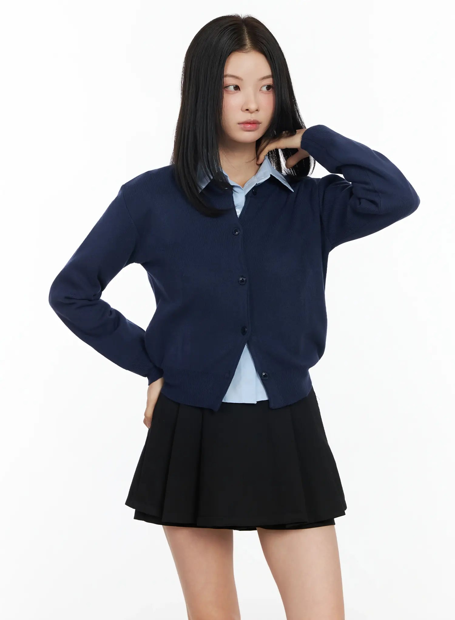 simple-round-neck-cardigan-im524