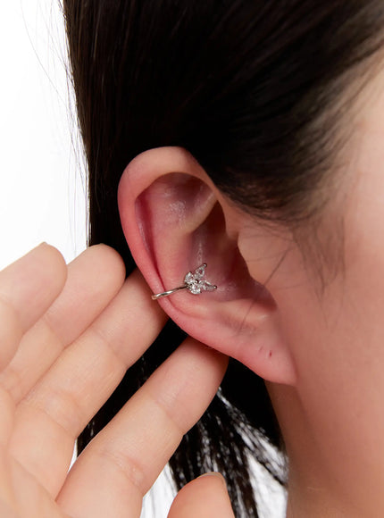 floral-detail-ear-cuff-in528