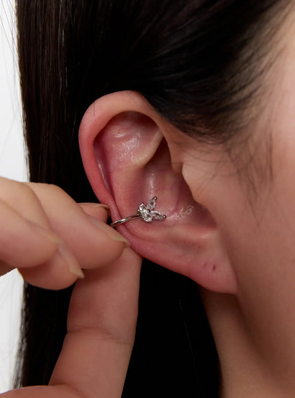 floral-detail-ear-cuff-in528