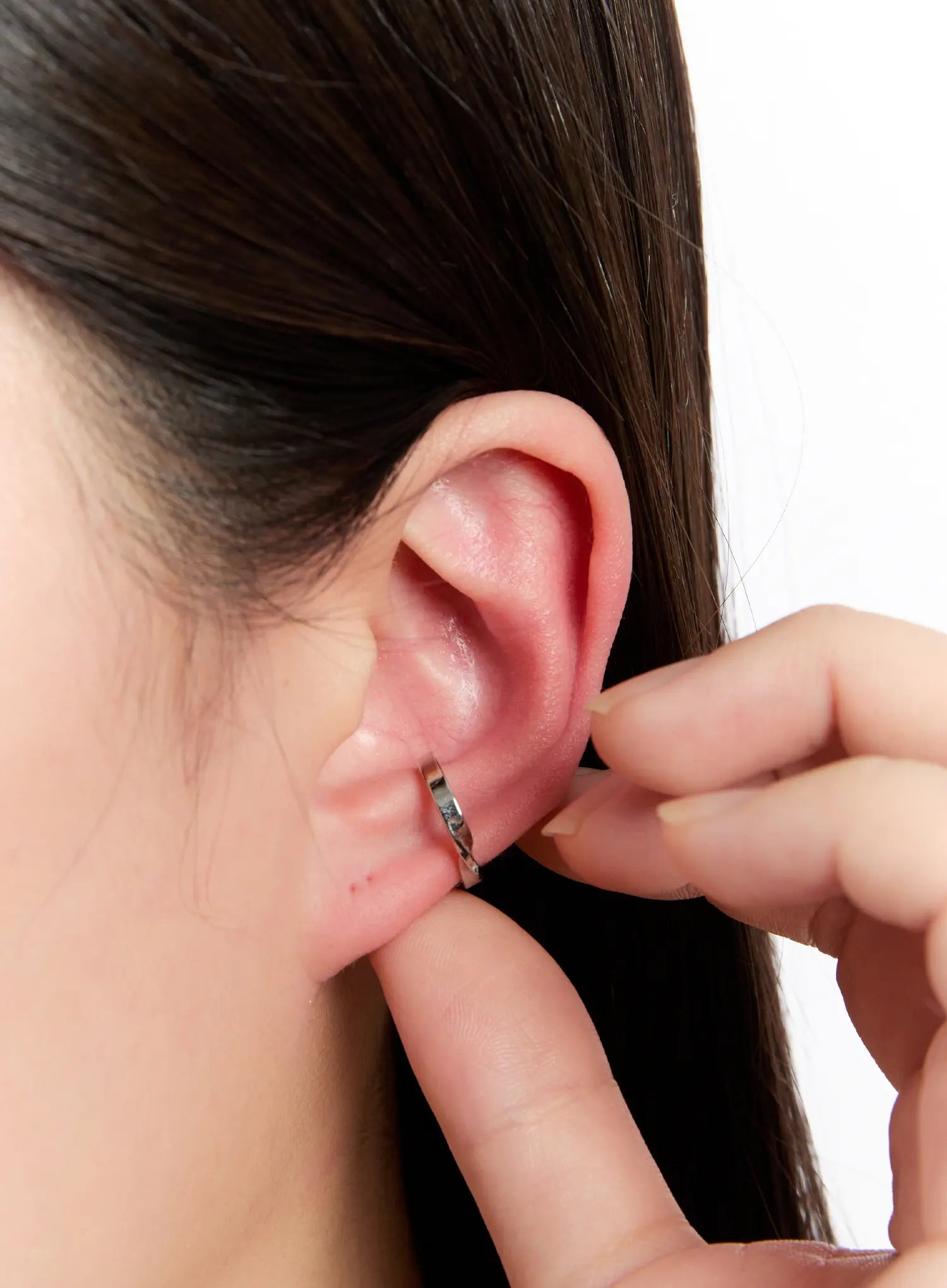 twist-design-ear-cuff-in528