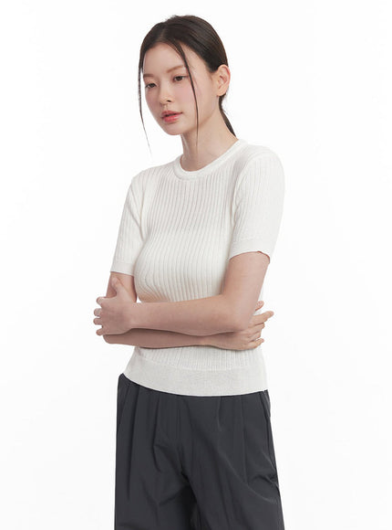 essential-ribbed-knit-top-iy513