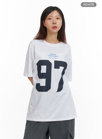 oversized-graphic-t-shirt-iy410