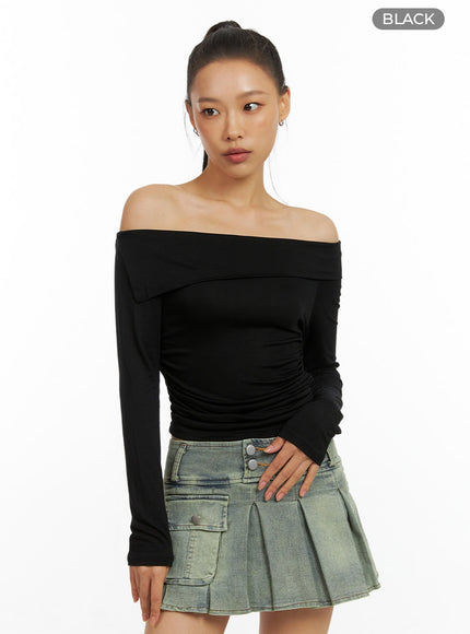 slim-off-shoulder-long-sleeve-top-ig405