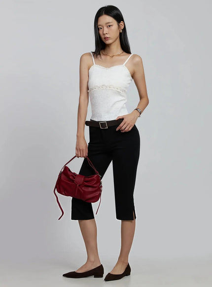 lace-trim-sleeveless-camisole-im520