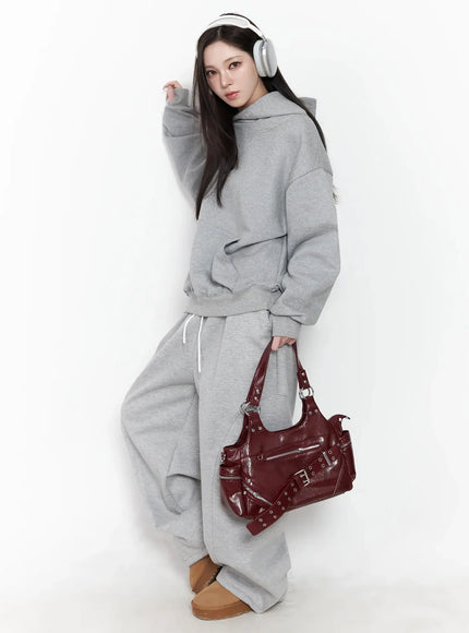 essential-warmer-hoddie-ij528