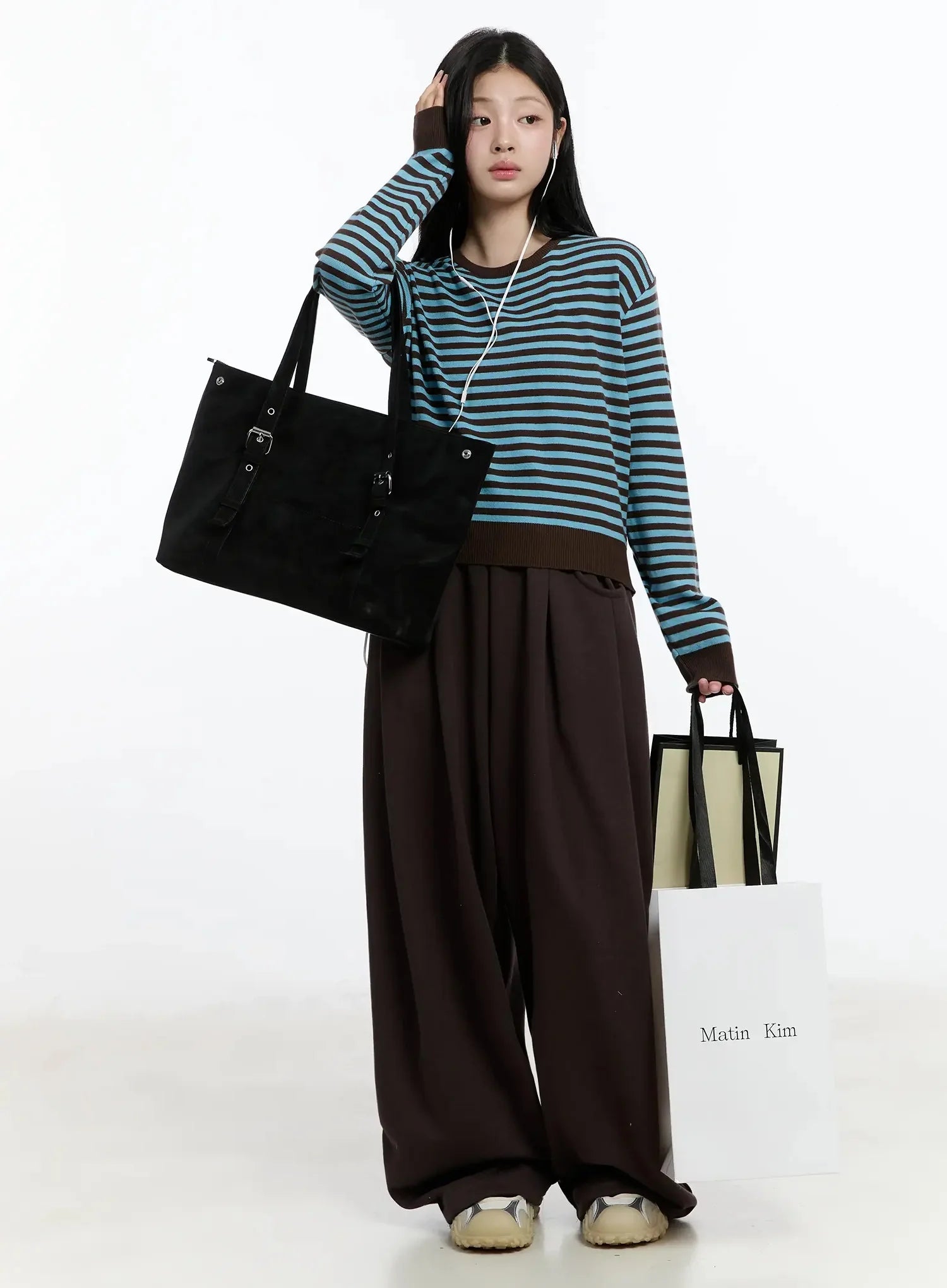 Striped Round Neck Knit Top IM519