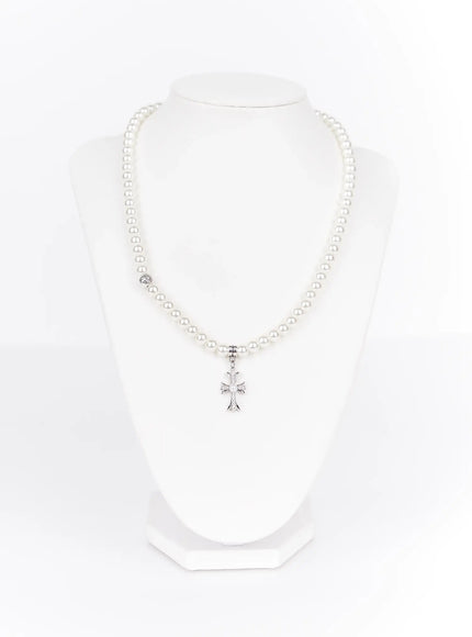 pearl-necklace-with-cross-pendant-iy520