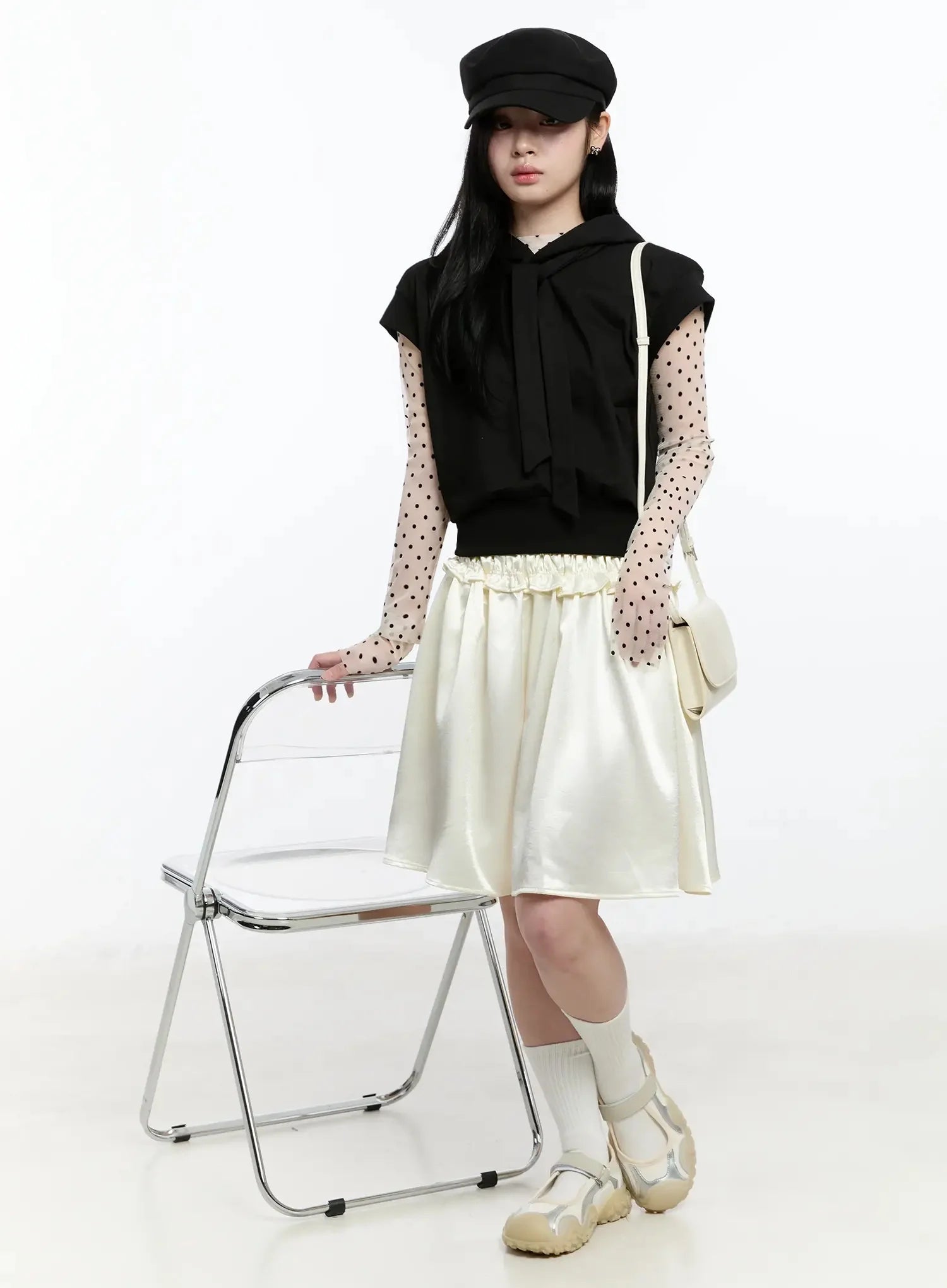 ribbon-detail-short-sleeve-hoodie-im519