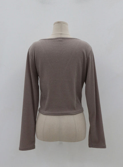 Plus Sexy V-Neck Crop Metal Ring T-Shirt IN04