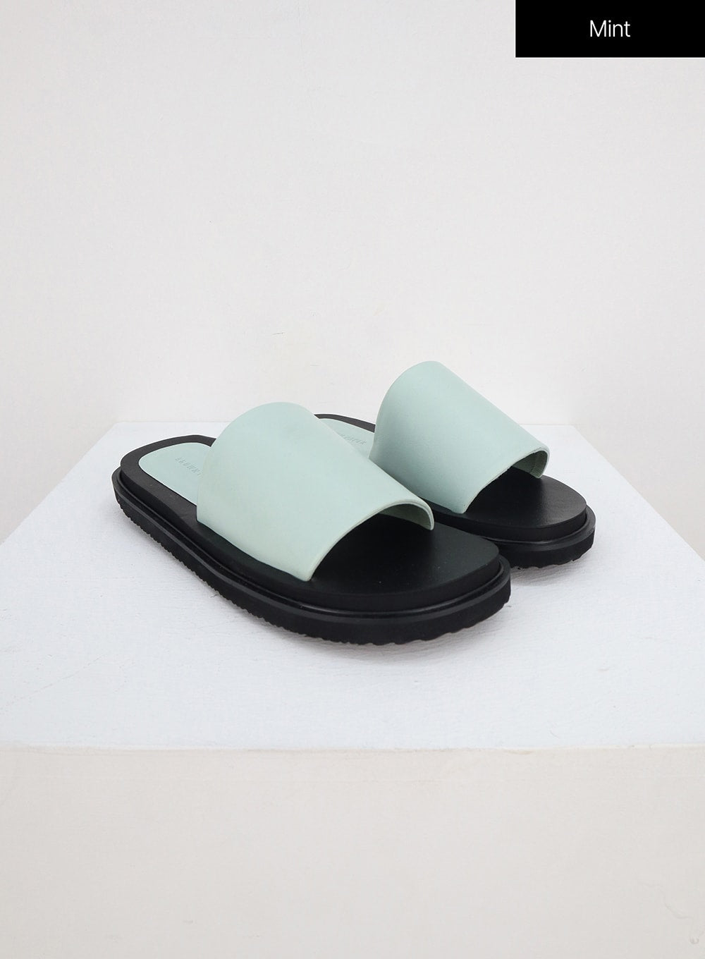 Faux Leather Slippers IA326