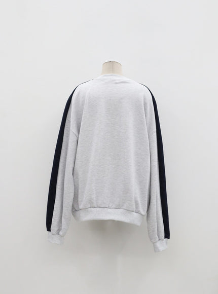 Plus Two Color V-Neck Sweatshirt IF317