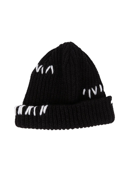 mens-black-hand-stitched-beanie-il511